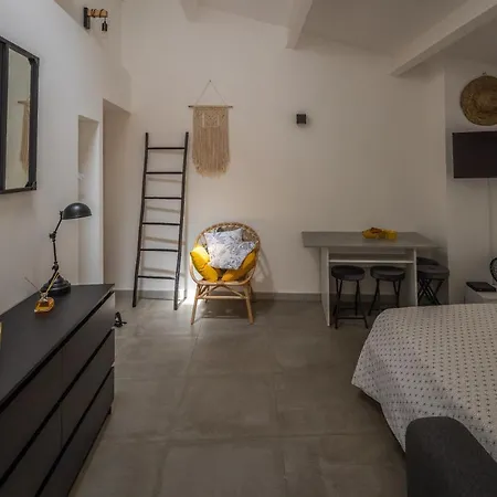 Terrasse Climatise Calme En Centre-ville Apartment