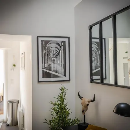 Apartment Terrasse Climatise Calme En Centre-ville L'Isle-sur-la-Sorgue